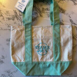 Trader Joe’s Spring Mini Tote – Mint Green (NWT)